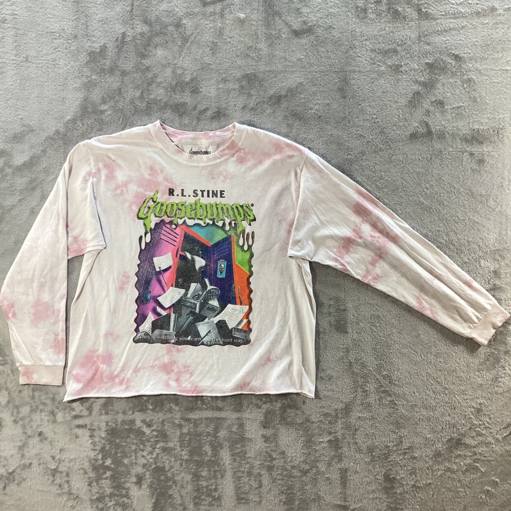 Goosebumps Long Sleeve Shirt M/L Pink Tie Dye Good R.L. Stine Graphic Crop
